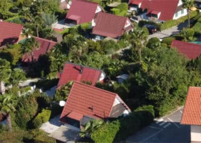 Einheitliche Grundform, individuelle Garten- und Raumgestaltung