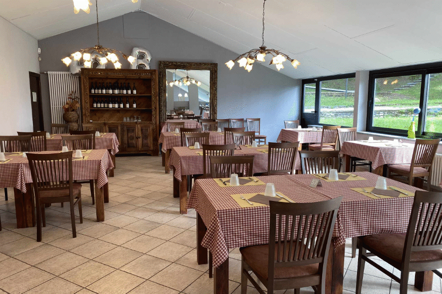 Der Gastraum in "La Canonica"