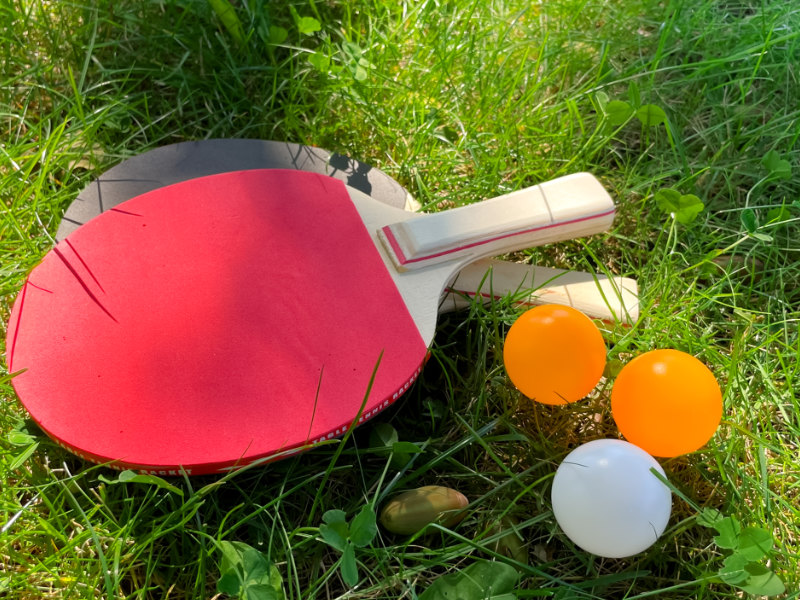 Der große Terrassenbereich des Restaurants im Villaggio Olandese