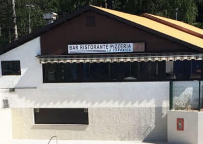 Blick auf das Restaurant "La Canonica" im Villaggio Olandese